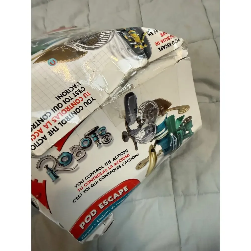 Robots Pod Escape Playset Mattel Movie Toy + 3 Action Figures